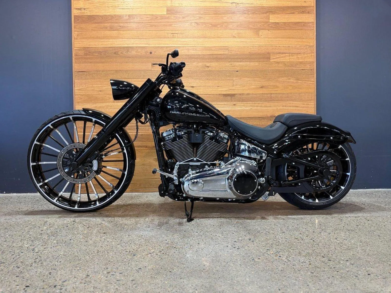 2025 Harley-Davidson Breakout 117