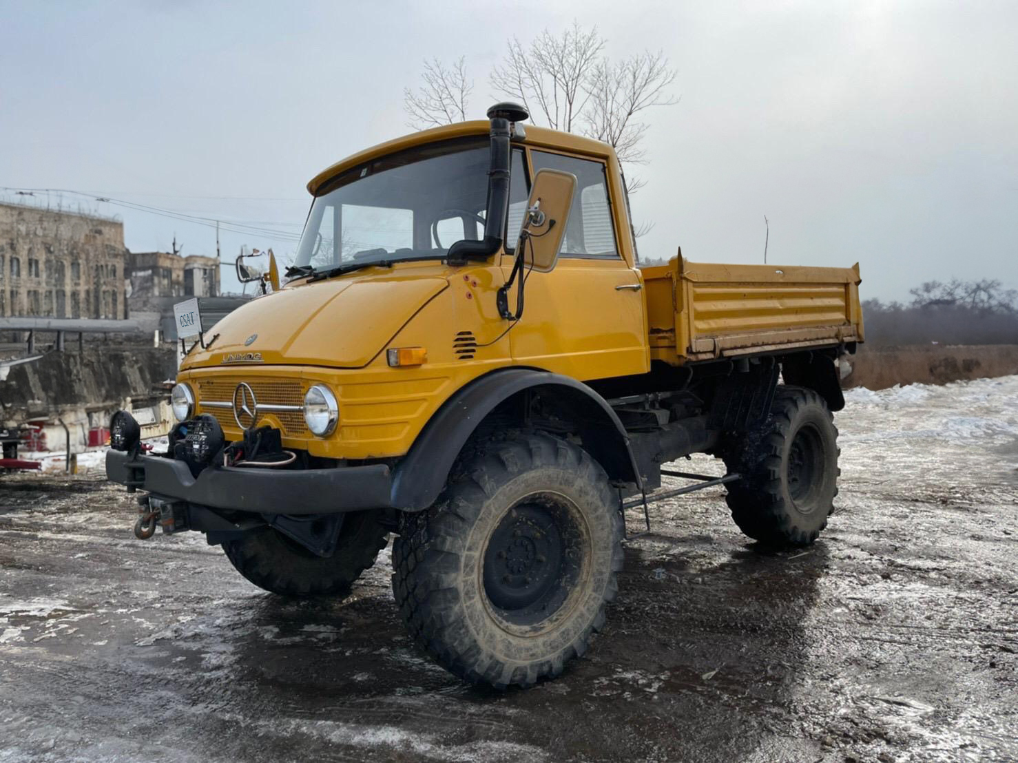 1973 Mercedes-Benz Unimog Left-Hand Drive Double Side Loader Dump Truck (No.J1010)
