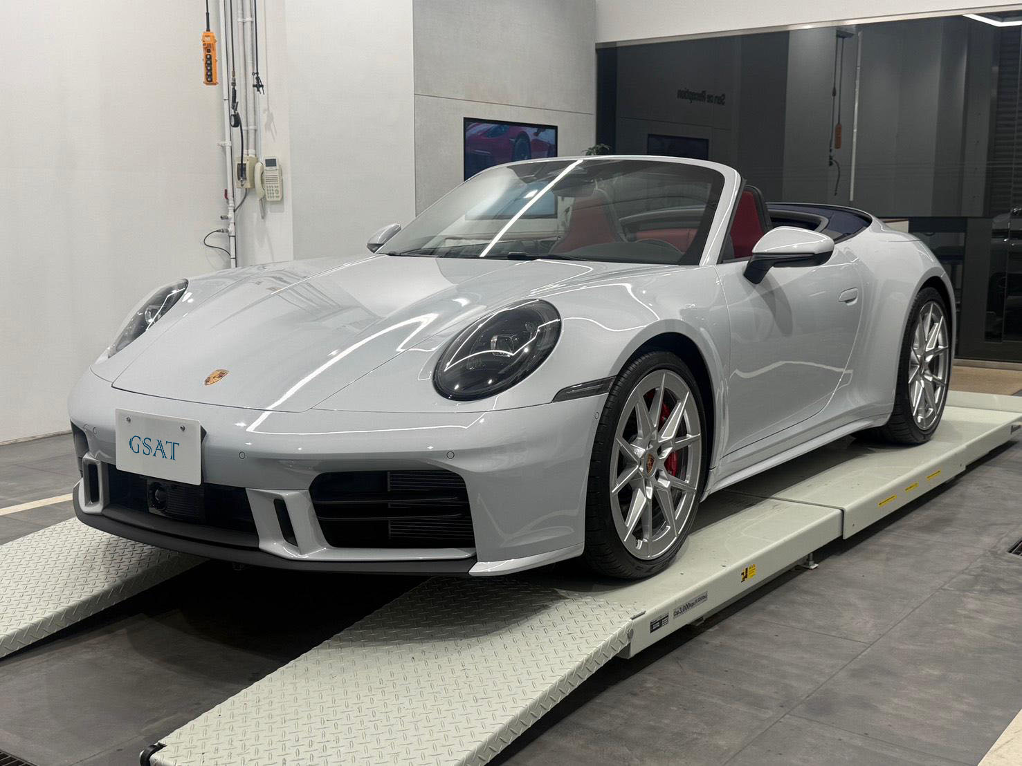 2026 PORSCHE 911 CARRERA GTS CABRIOLET PDK LHD